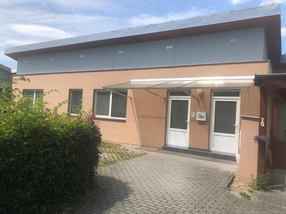 Villa Prazdninovy Dum Zavadilka à Ceske Budejovice Extérieur photo
